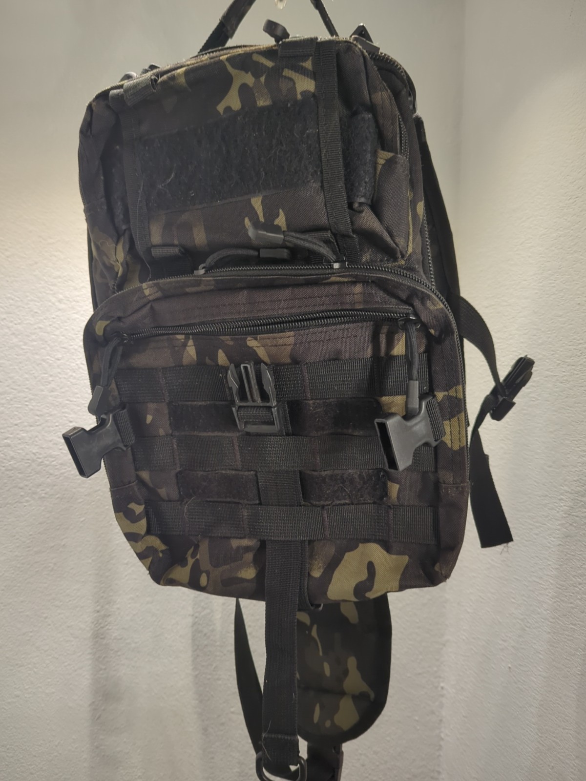 Camo Shoulder Bag Tactical Chest Hiking Crossbody Outdoor Sling Backpack Hiking