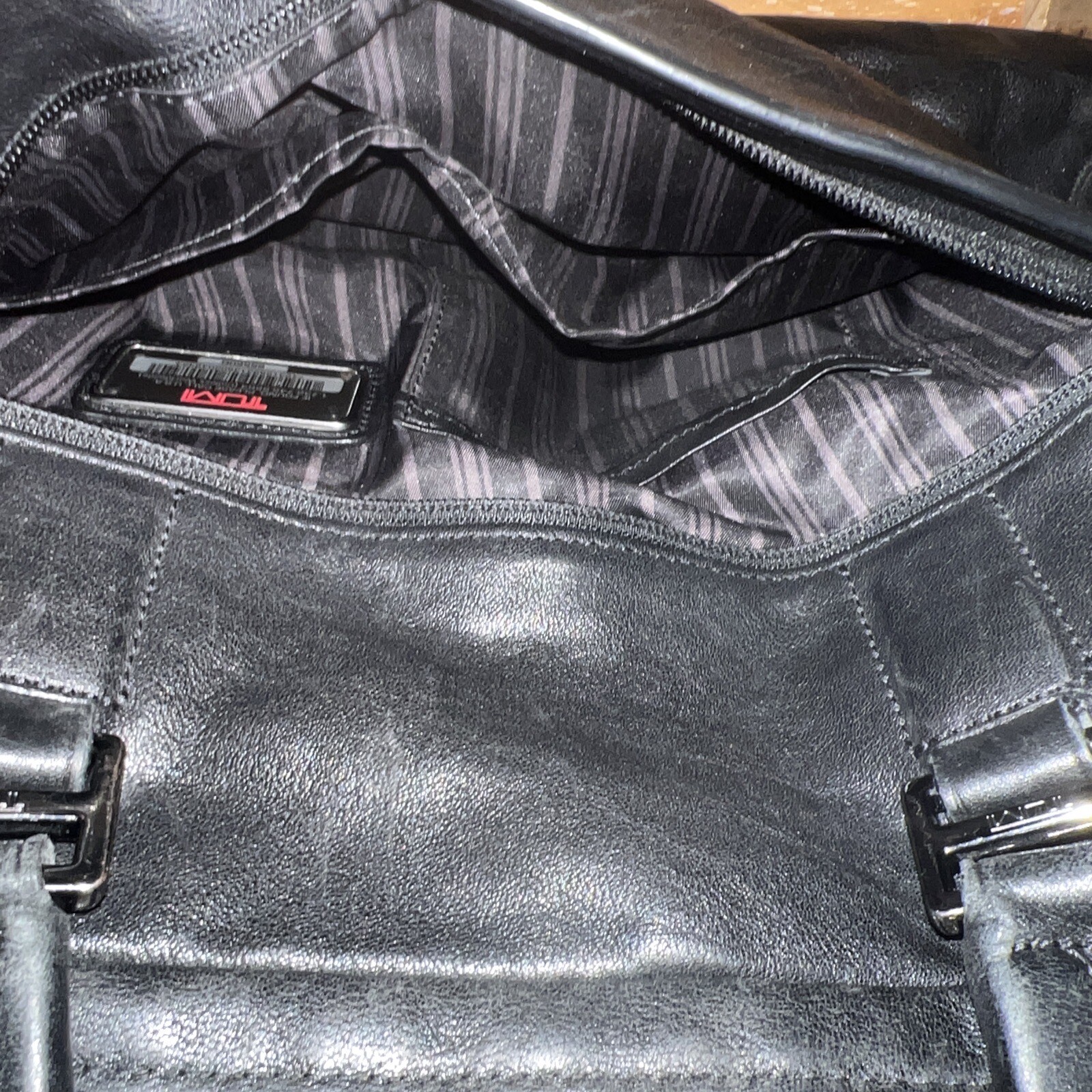 Tumi Beacon Hill Lawyers Briefcase Leather Laptop Bag Black 68560D