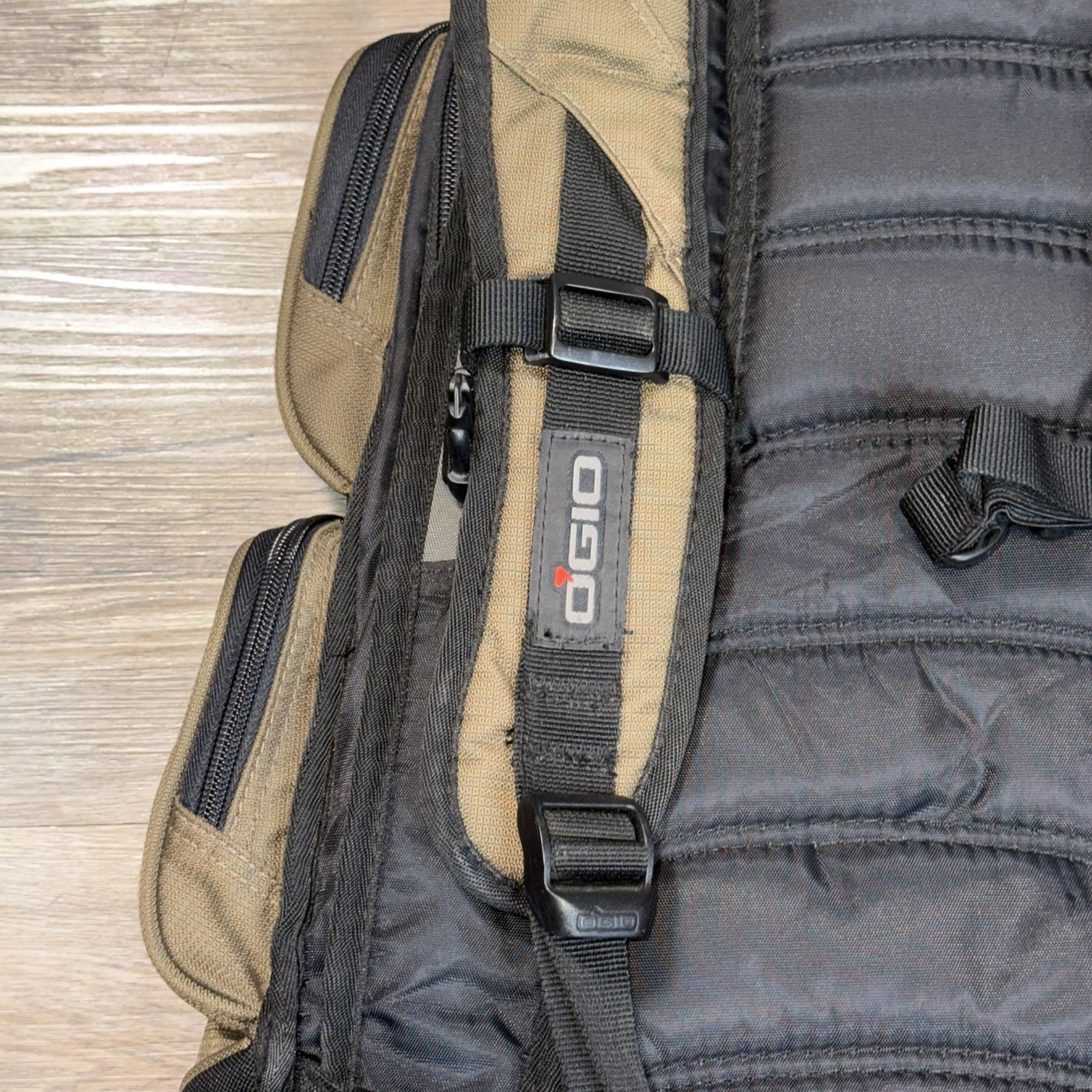 OGIO Metro Backpack 19′ Olive Green HP Certified Professional Spell Out Laptop