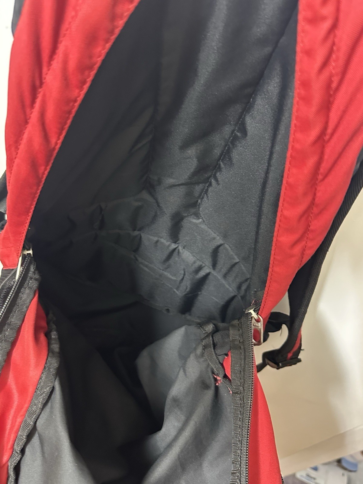 Nike Mesh Backpack Black Red Sports Training school Bag Swoosh Multi zip pockets