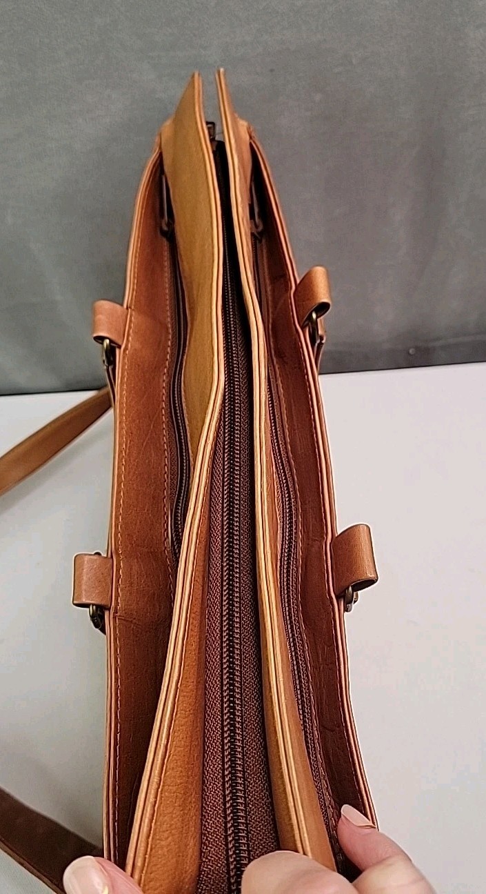 Vintage Leather Briefcase Tan Cognac Attache Messenger Crossbody Bag -BEAUTIFUL!
