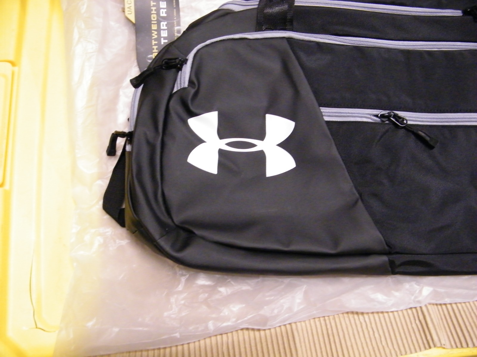 Under Armour Black Duffle Bag Travel Sports Hand Carry Bag