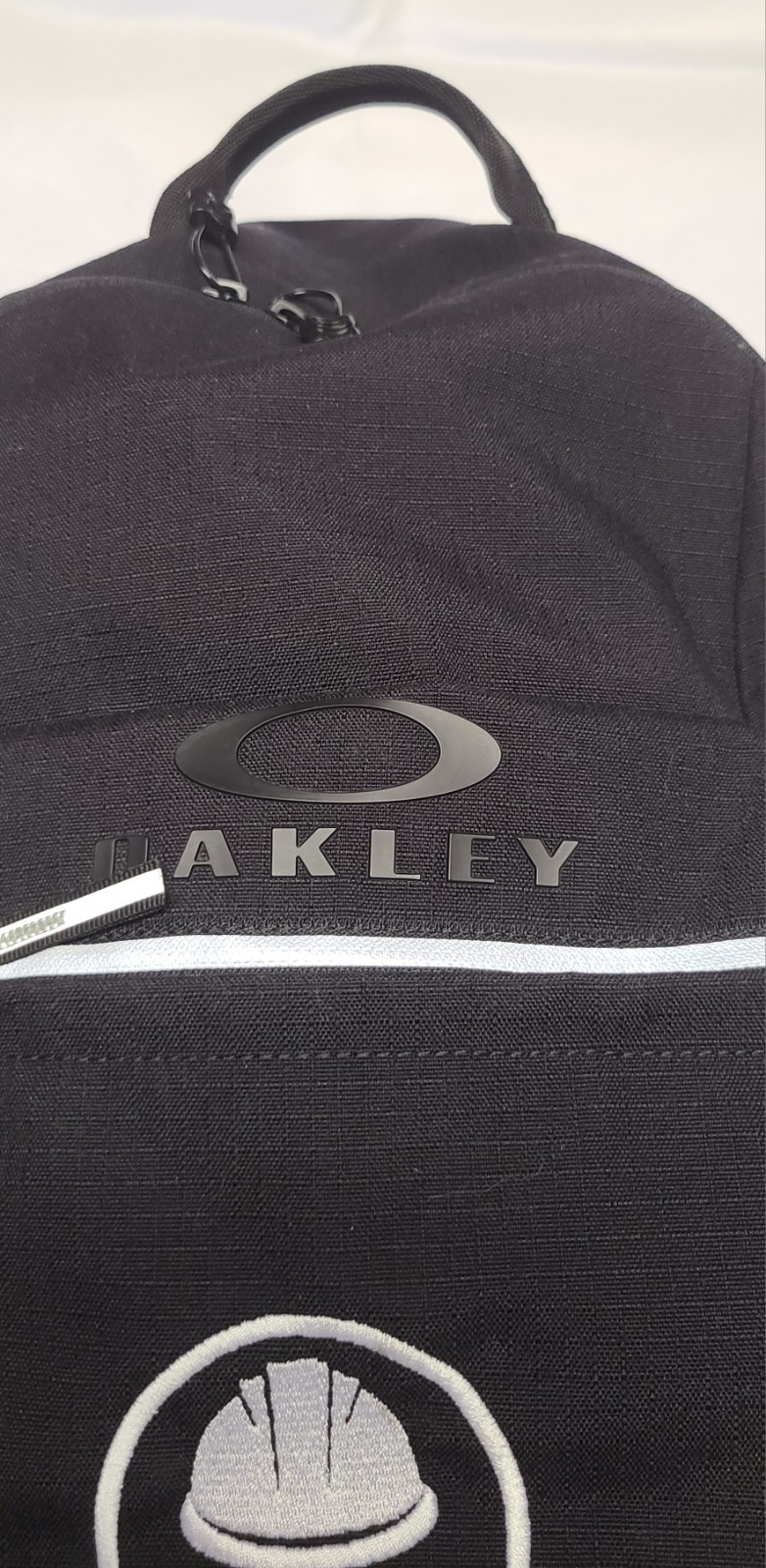 Oakley Crestible Street Utility Backpack 23L Blackout – Black Hat Swag Tech