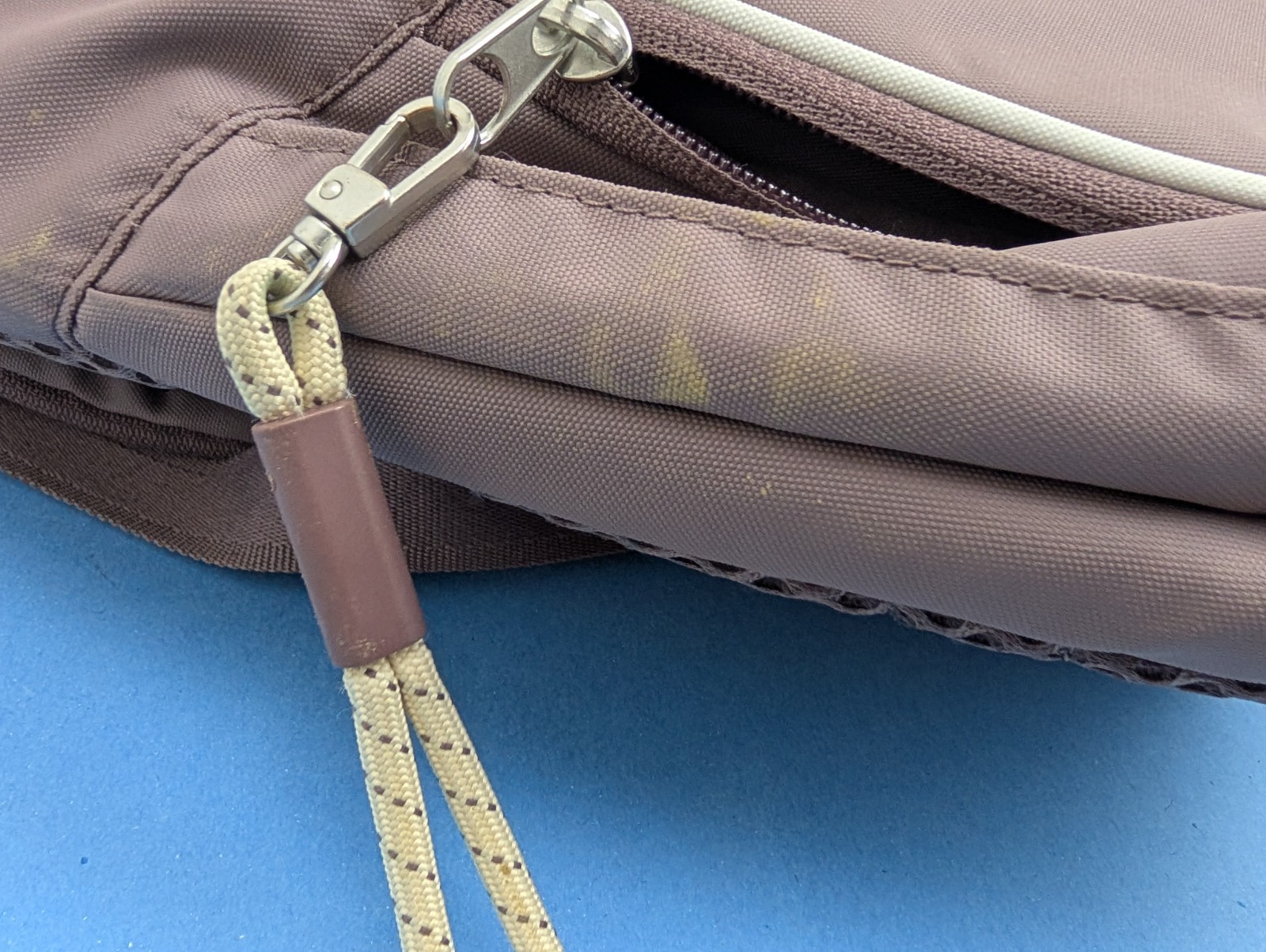 Nike Essentials Sling Bag (9796) Cross Body Messanger Bag Backpack Gray