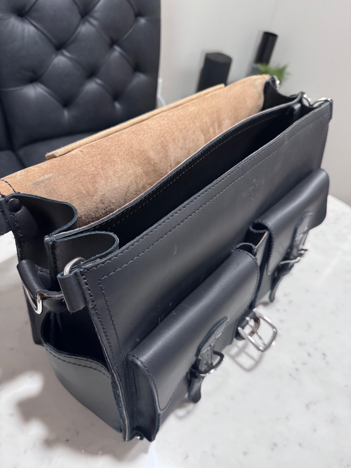 Saddleback Leather Front Pocket Leather Briefcase – Genuine Full Leather