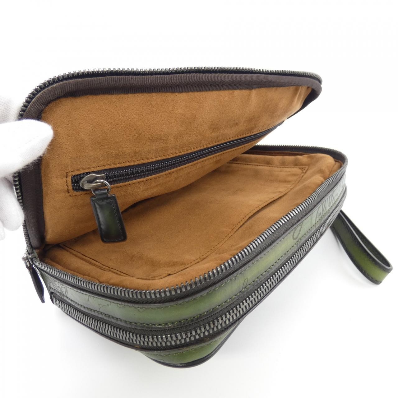 Authentic Berluti Bag #241-004-008-0364