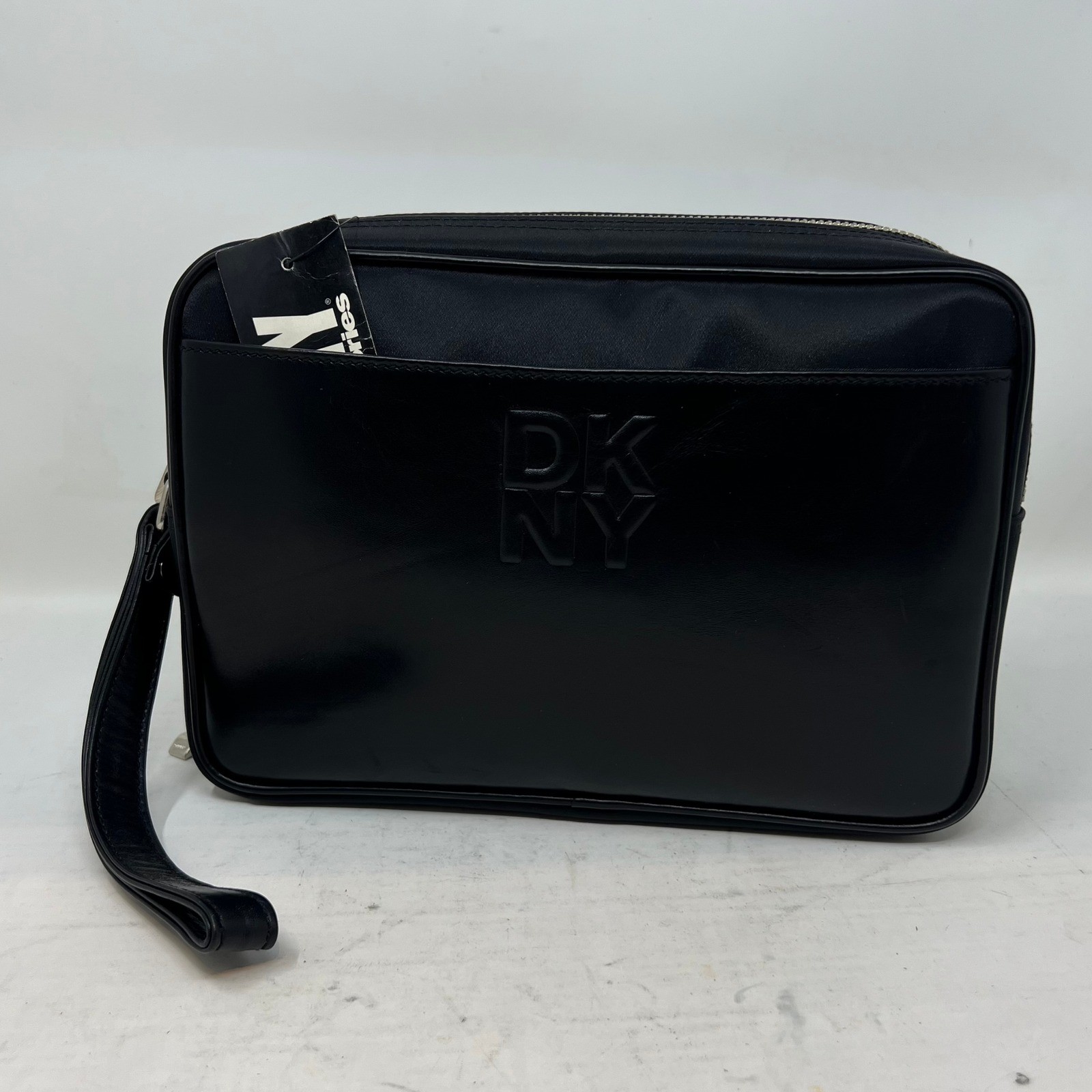 DKNY Travel Toiletry Bag Mens NS Black Embossed Logo Dual Zip Wristlet K4670191A