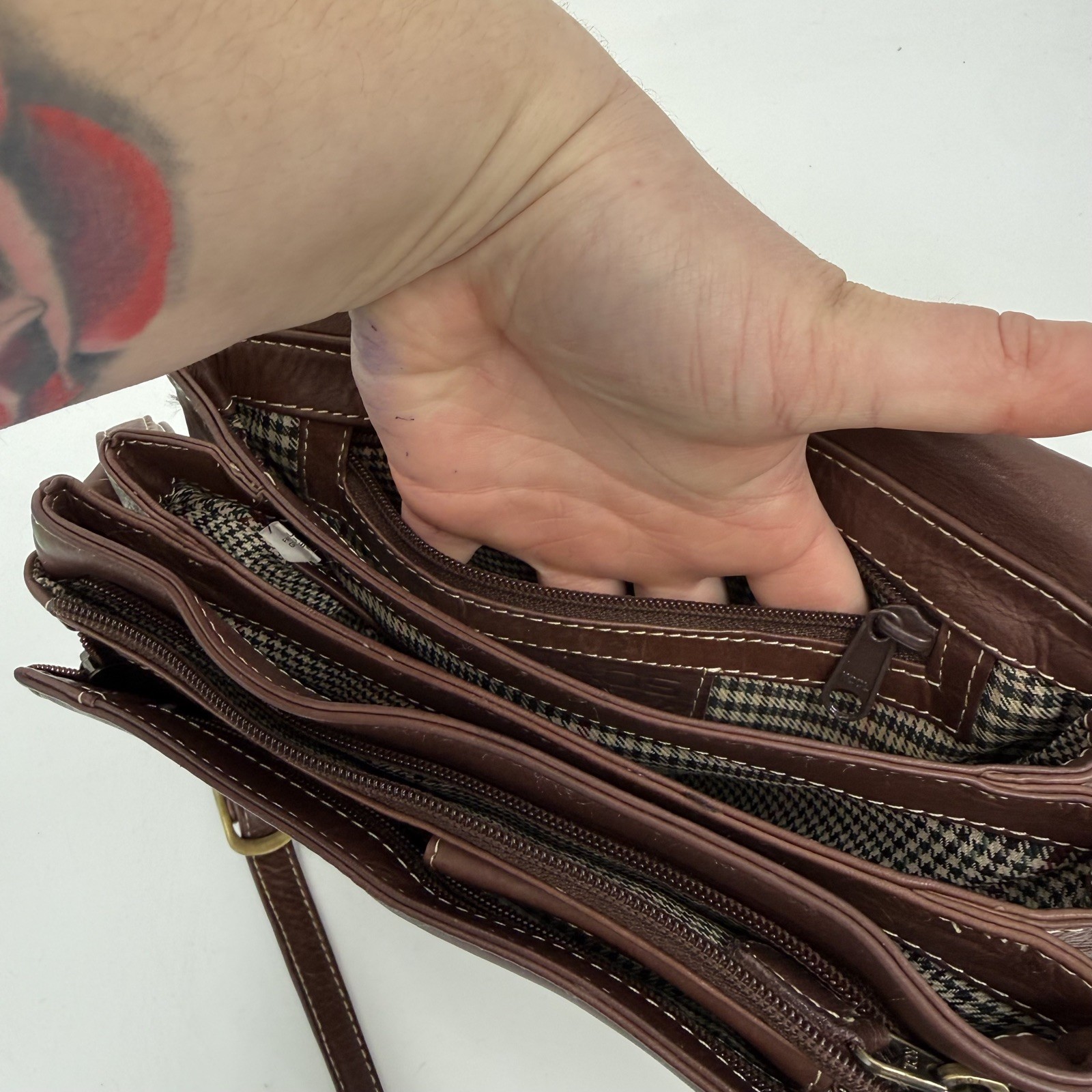 CHAOS Rust Brown Leather Medium Messenger Bag Organizer Office Commute Travel