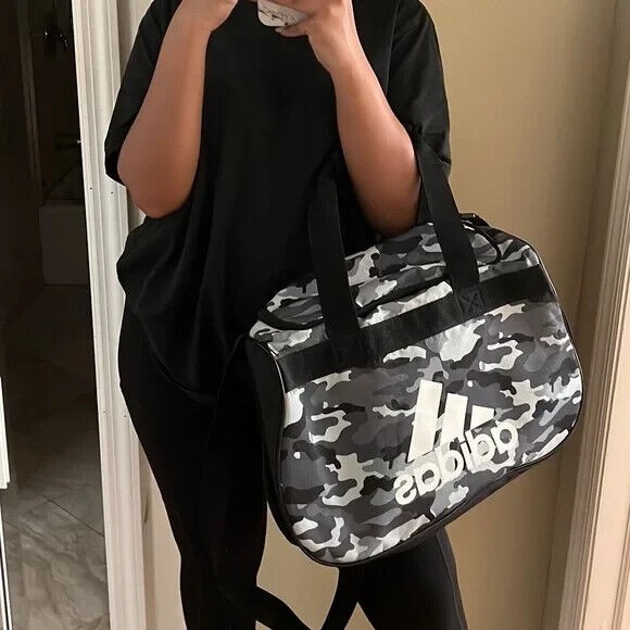 Adidas Camo Print Duffel Bag BLACK & GRAY LOGO ZIP TOP Fits Gym Locker