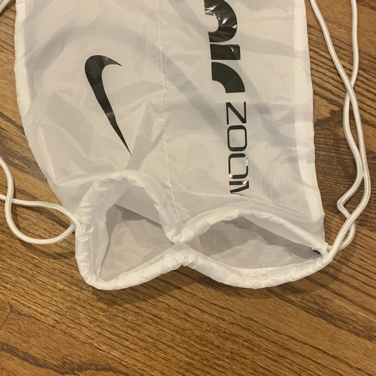 Nike Air Zoom Track Drawstring Tote Carry Shoe Dust Bag White Black 13.5 x 17.5