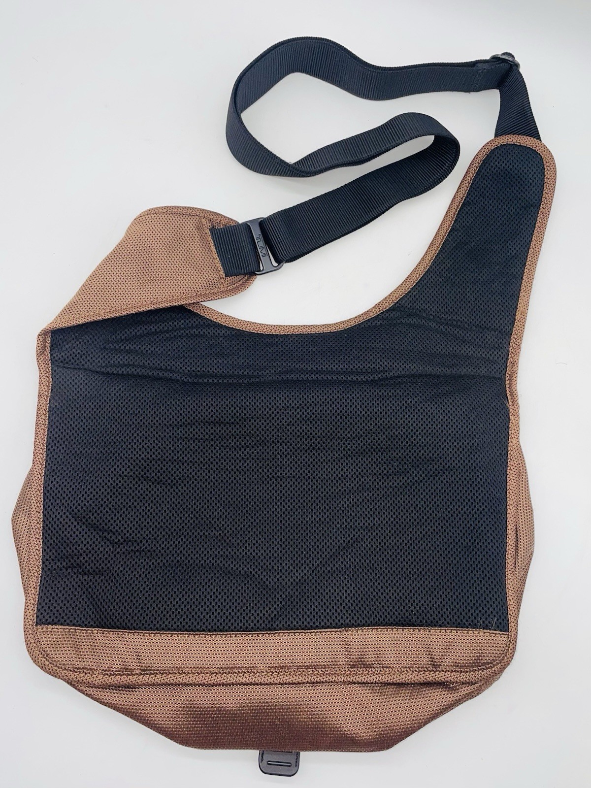 TUMI T2 Shoulder Messenger Crossbody Sling Laptop Ballistic Nylon Brown Copper