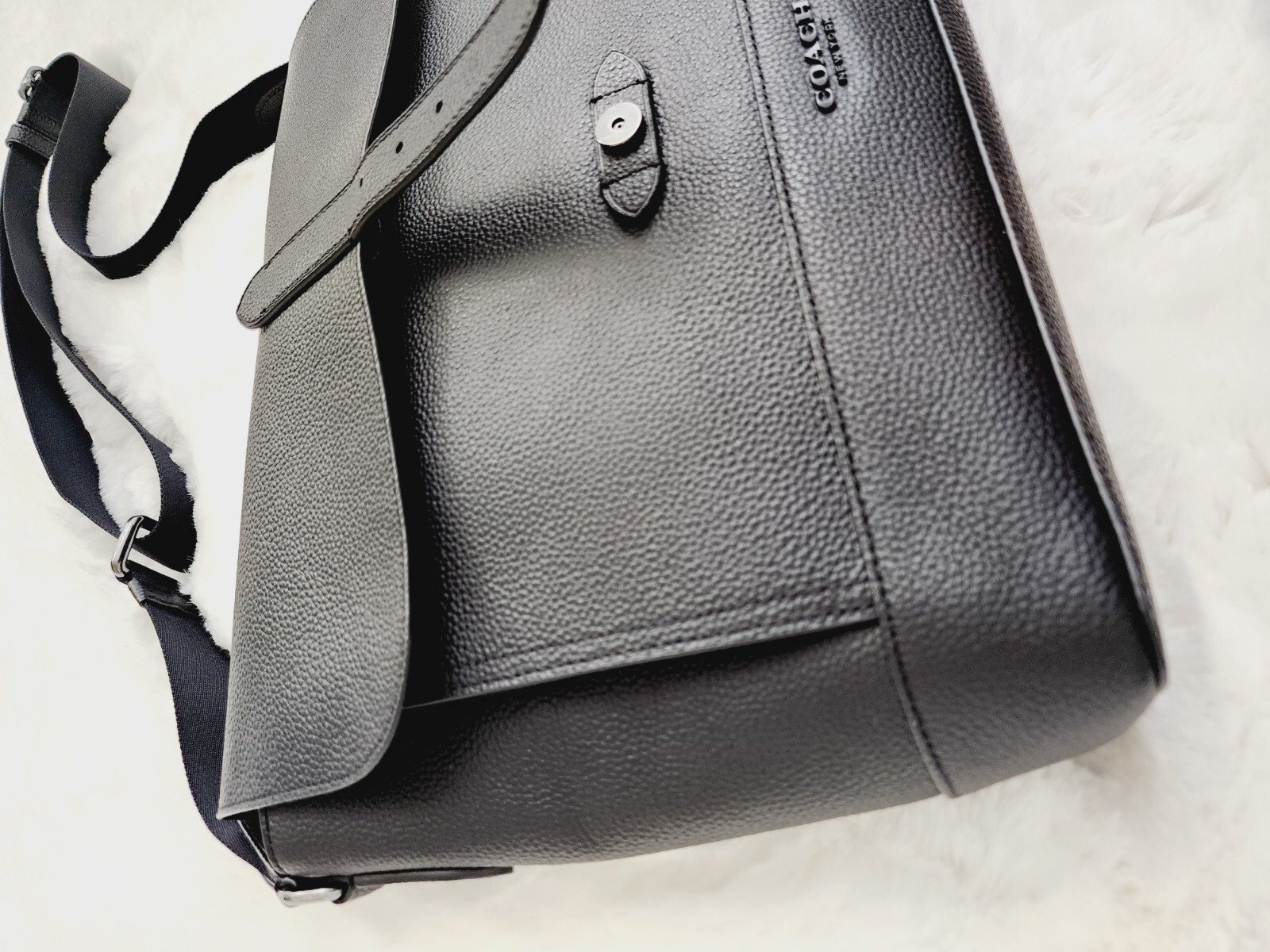 Coach Hudson Messenger Men’s Bag Pebble Leather Black 88892 Unisex Authentic
