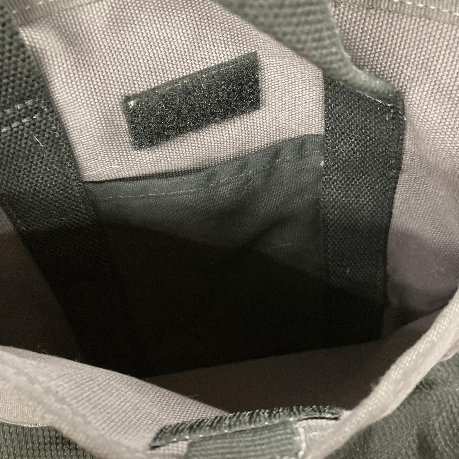 Duluth Trading Co Crossbody Bag Mens Medium Gray Canvas Travel Utility Shoulder