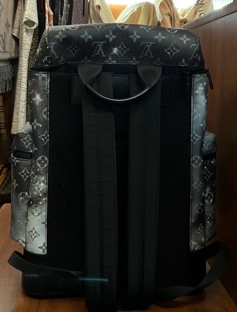 LOUIS VUITTON Monogram Galaxy Black Multicolor Alpha Backpack Limited Edition