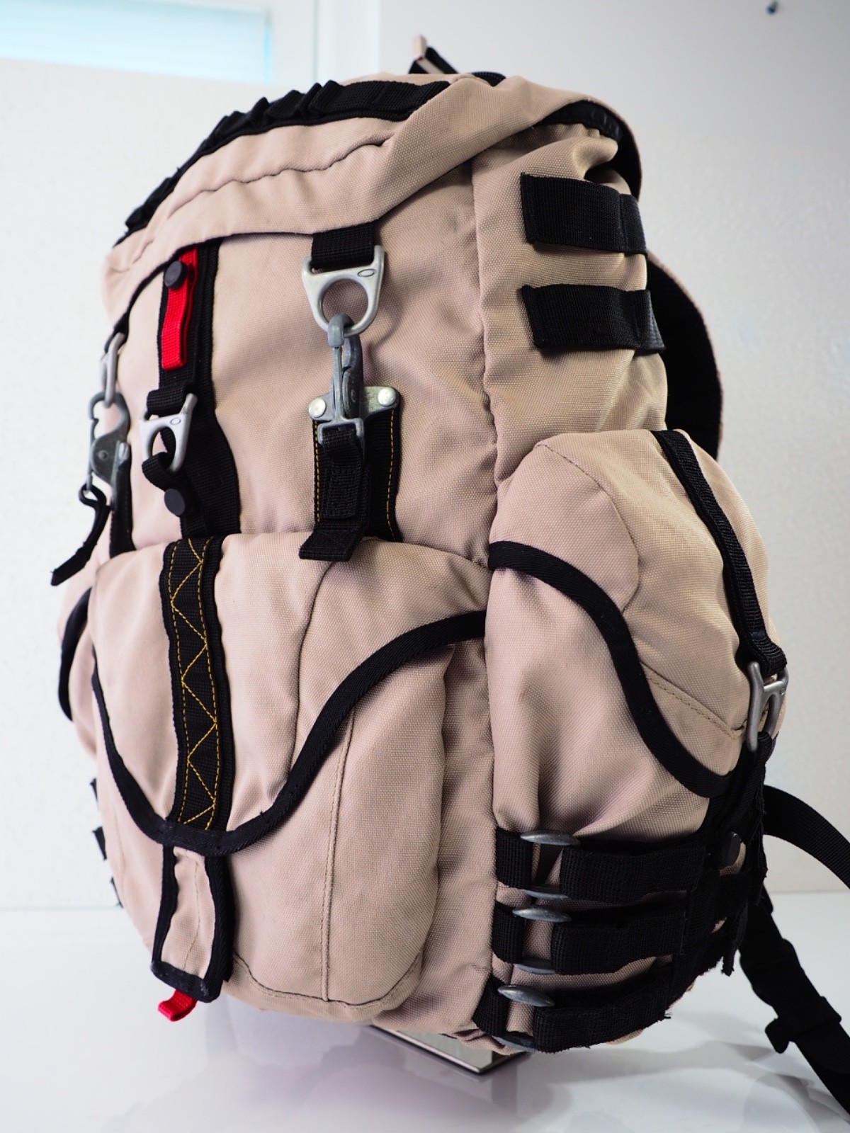 Oakley AP Pack 1.0 Tactical Field Gear Backpack Rucksack Bag Beige Sand