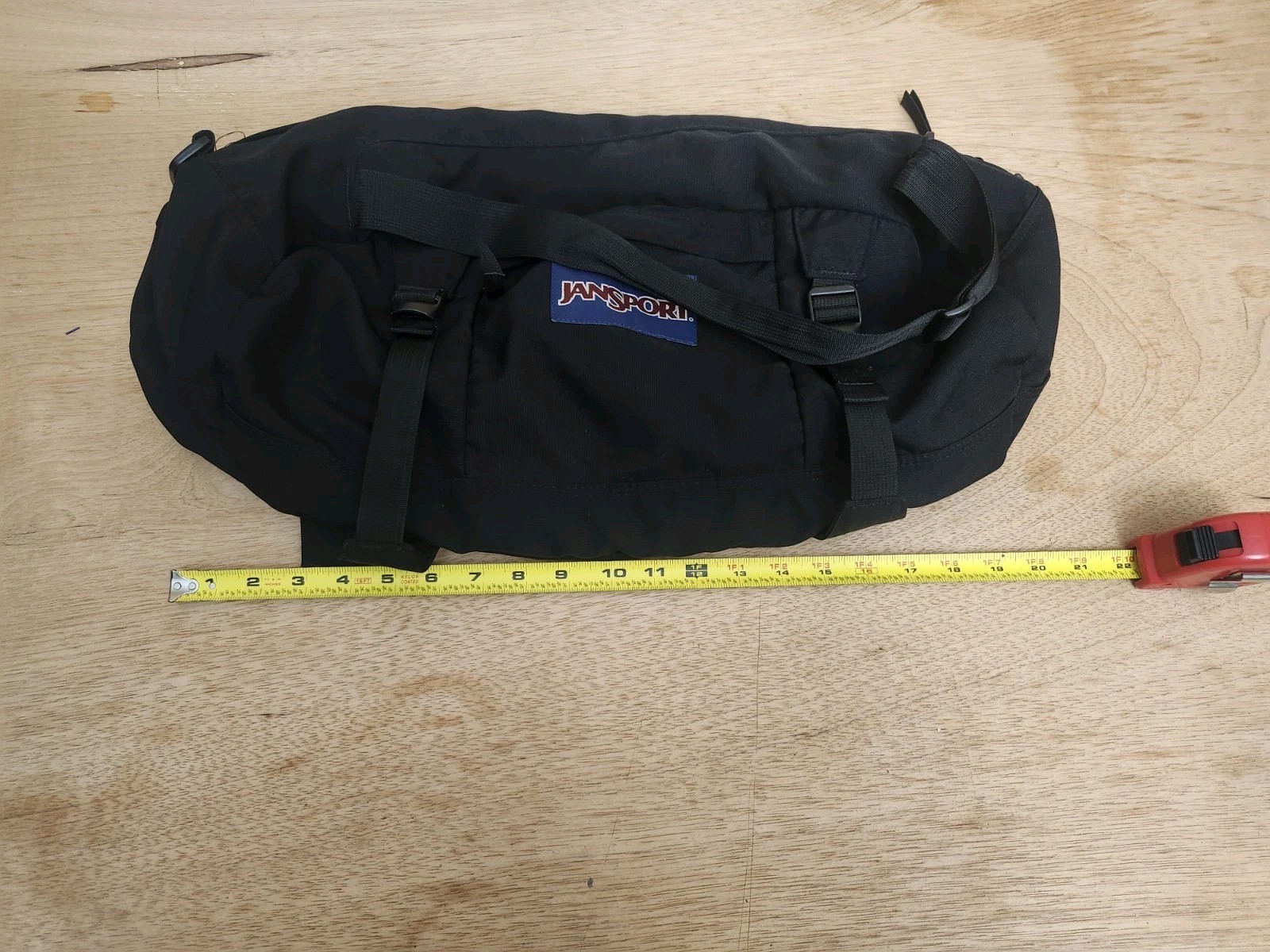 Jansport Black Large Weekender Camping Travel Soft Duffel Bag 22″x 12″x 10″ Read
