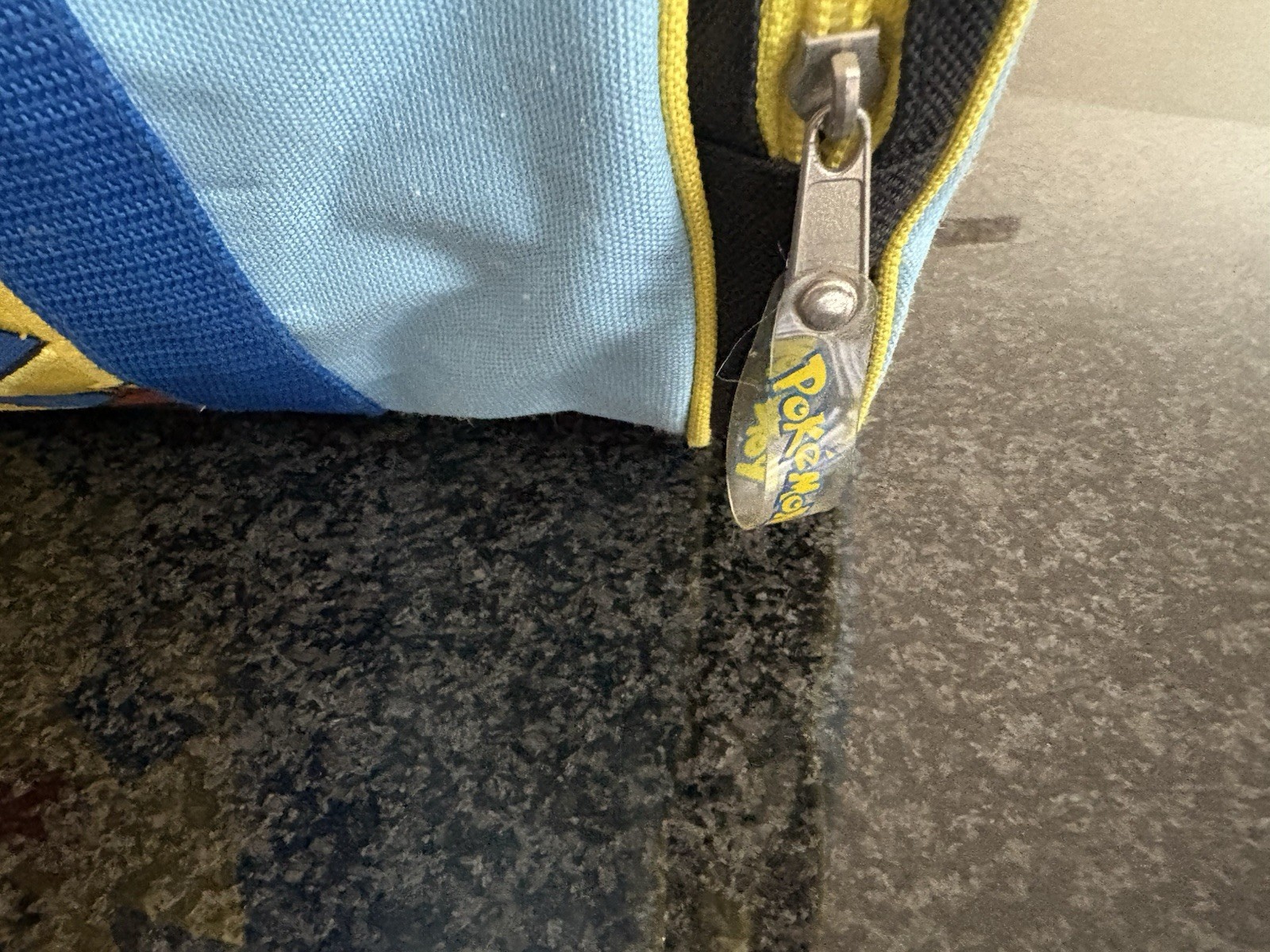 Pokemon Pikachu “Gotta Catch em All Duffle Bag”Y2K Nintendo