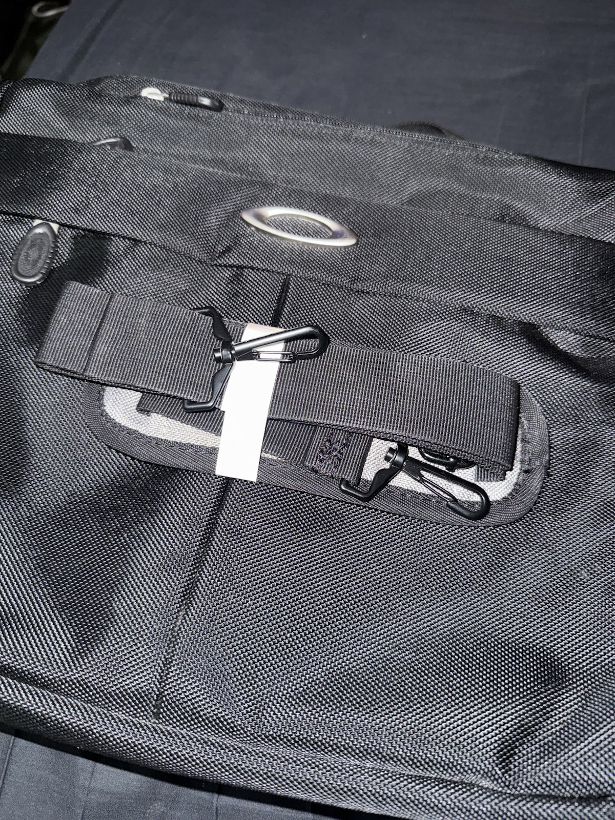Oakley Software Laptop Crossbody/Messenger Bag & Backpack 3 In 1
