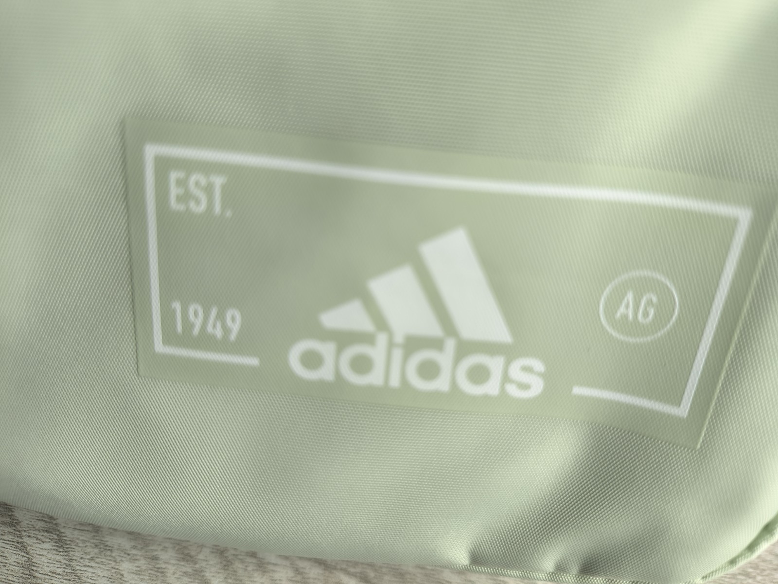 Adidas / ESSENTIALS 2 SLING CROSSBODY Bag / Linen Green / IU9276 / Unisex