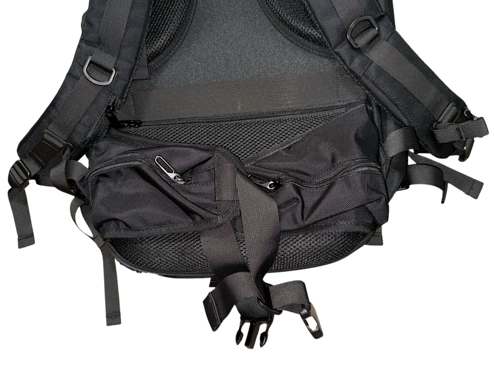 OONO Backpack V2 20L-35L Black Travel-Gym-Work-Outdoors Bag 20+ Compartments NEW