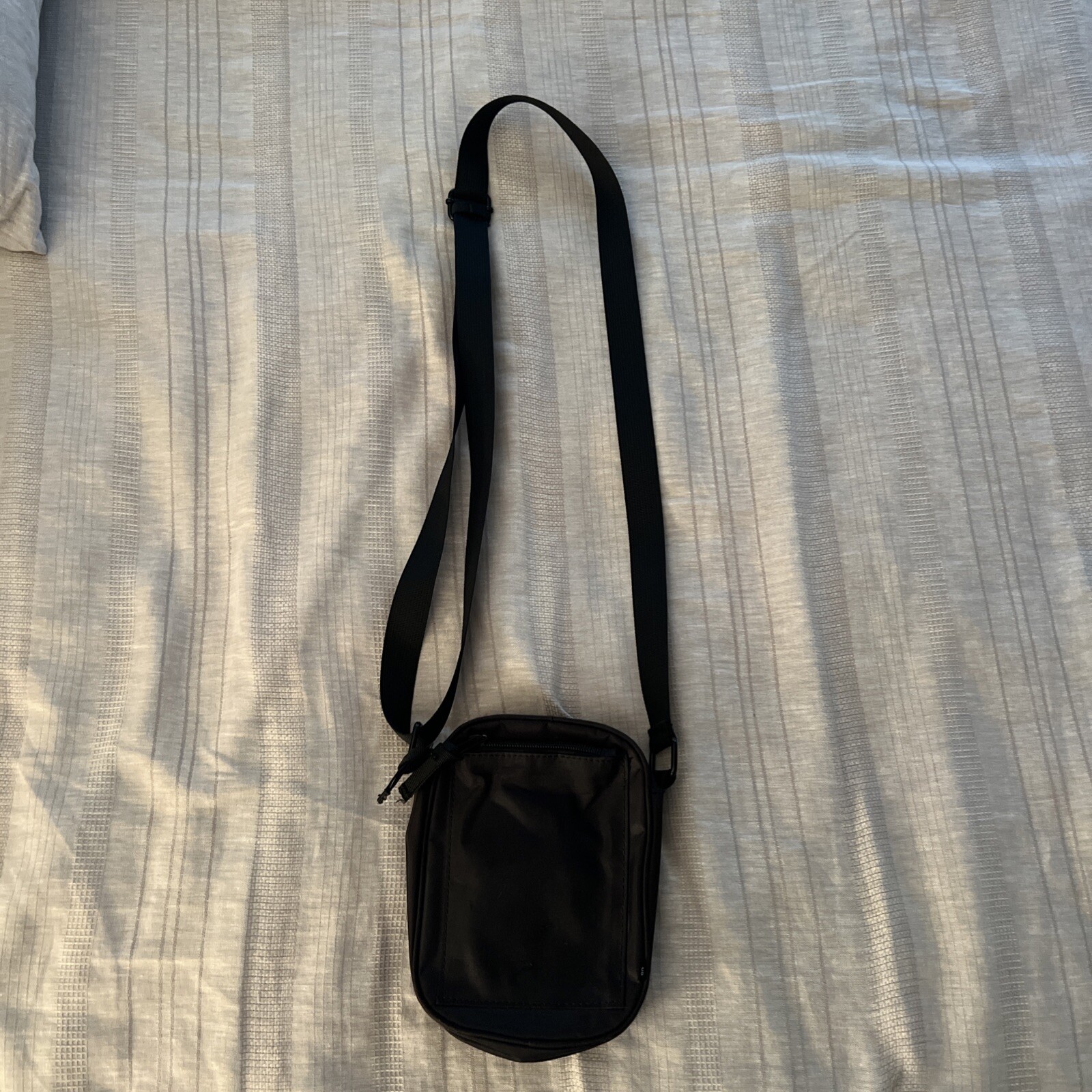 Men’s Urban Outfitters Crossbody Bag (Black) Nylon Material