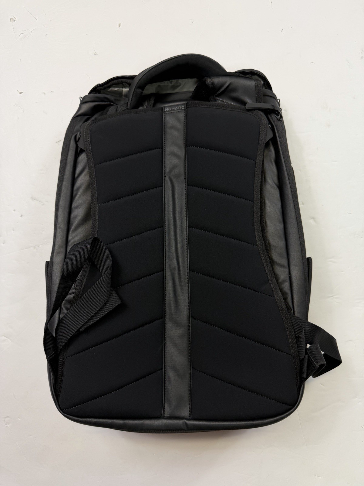 Nomatic Travel Pack Backpack 20L Tech Techie Carry-On Black (BT2)