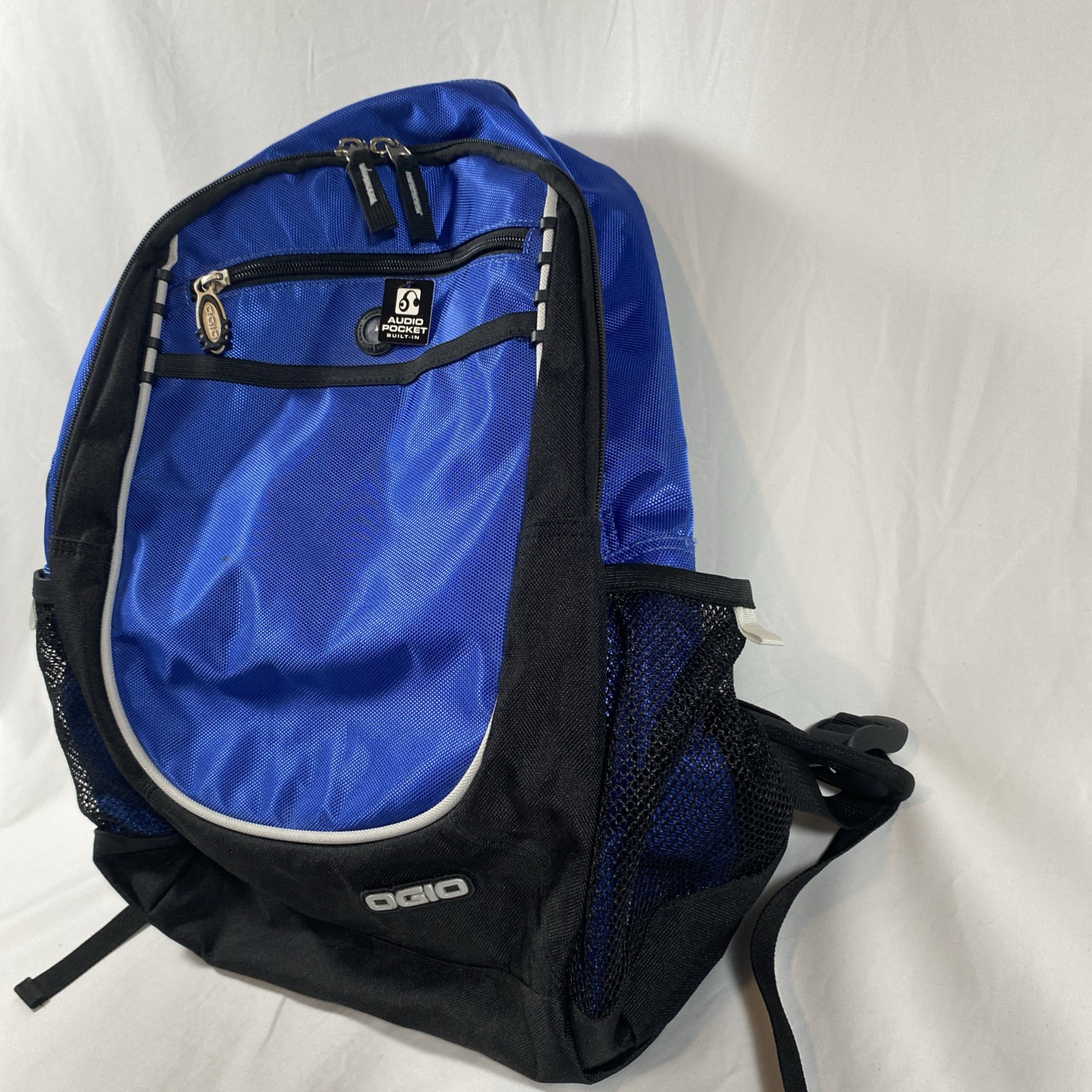 OGIO Carbon Backpack with Audio Pocket Blue w/ Black Trim