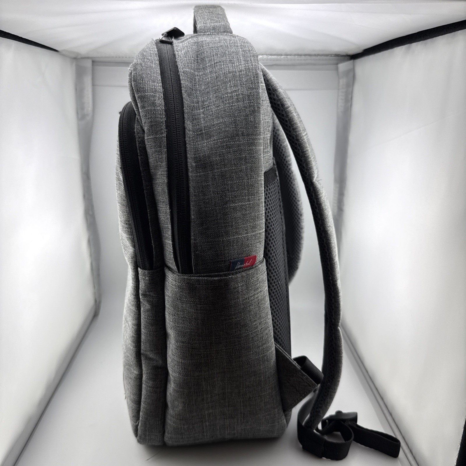 Herschel Supply Tech Daypack Raven Crosshatch 20L Laptop (16 inch) Backpack