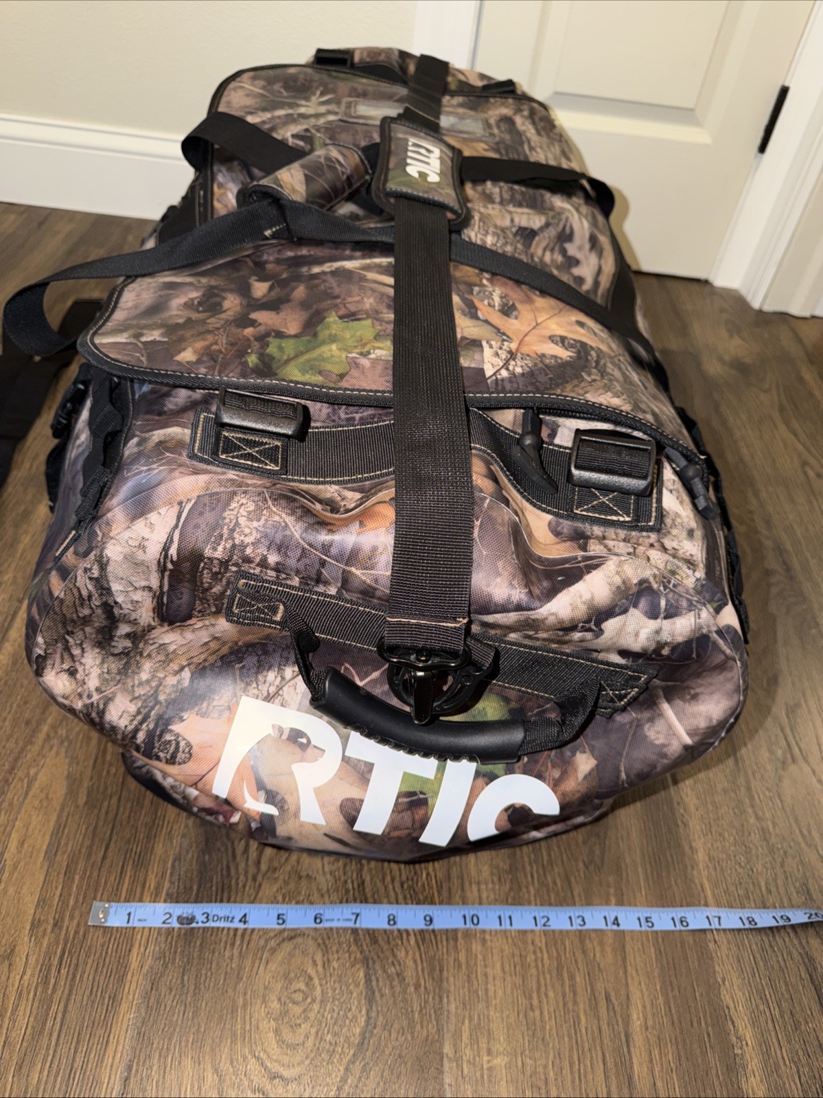 Retired RTIC Waterproof Duffle Bag 140L Kanati Camo Backpack Straps Heavy Duty