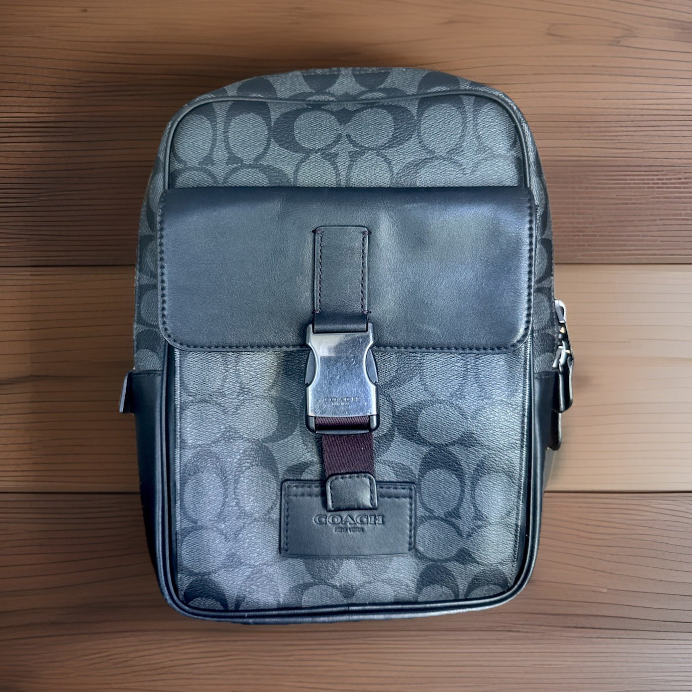Coach Mens Track Pack Signature Canvas Sling Crossbody Bag Charcoal Black C2711