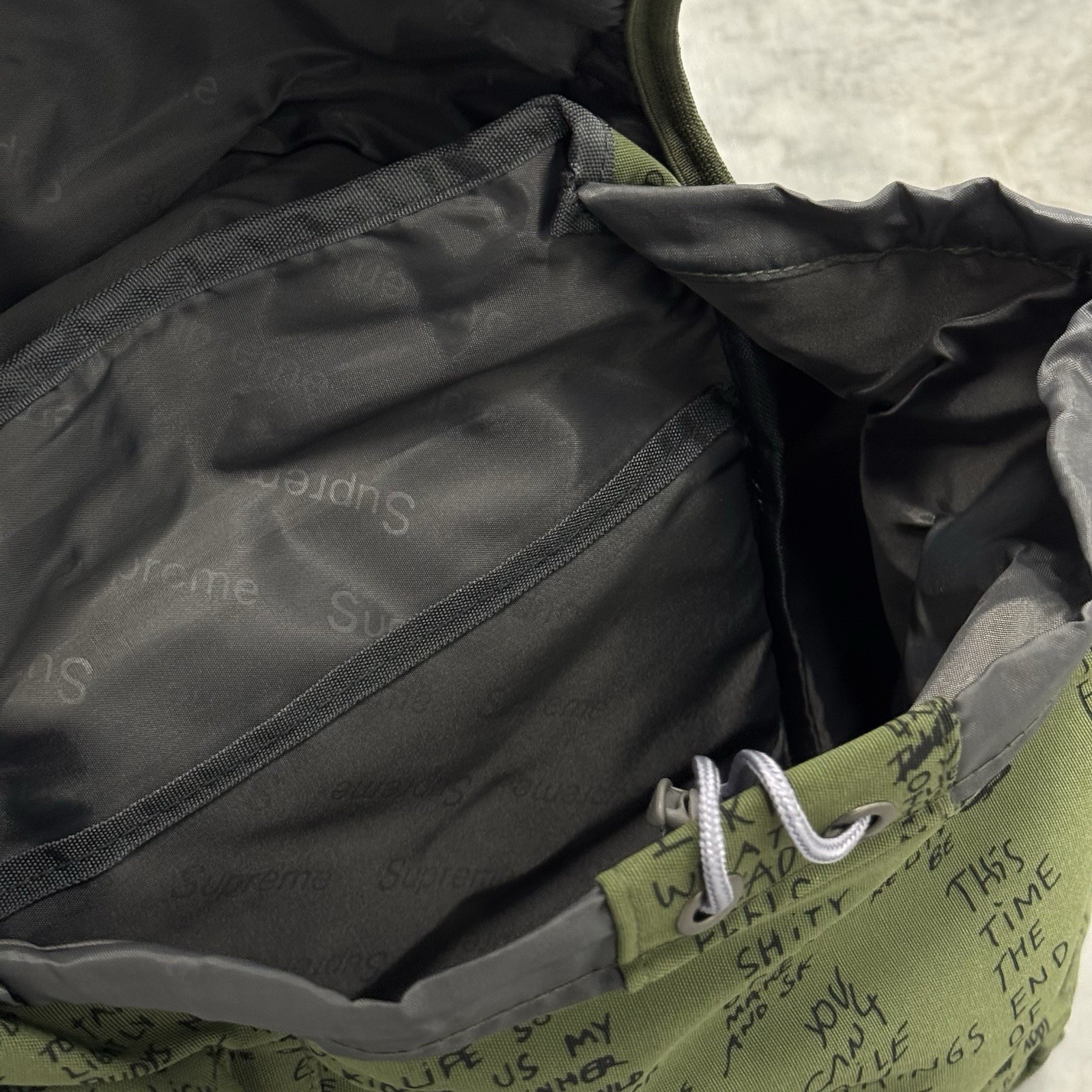 Supreme SS23 Military Field Olive Green Backpack Multi-pocket Clip Outdoor Bag