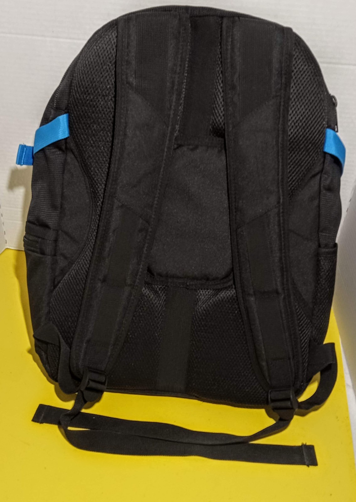 Backpack-Multiple Pockets-Large-19inx14inx6in-Black and Blue-pre-owned
