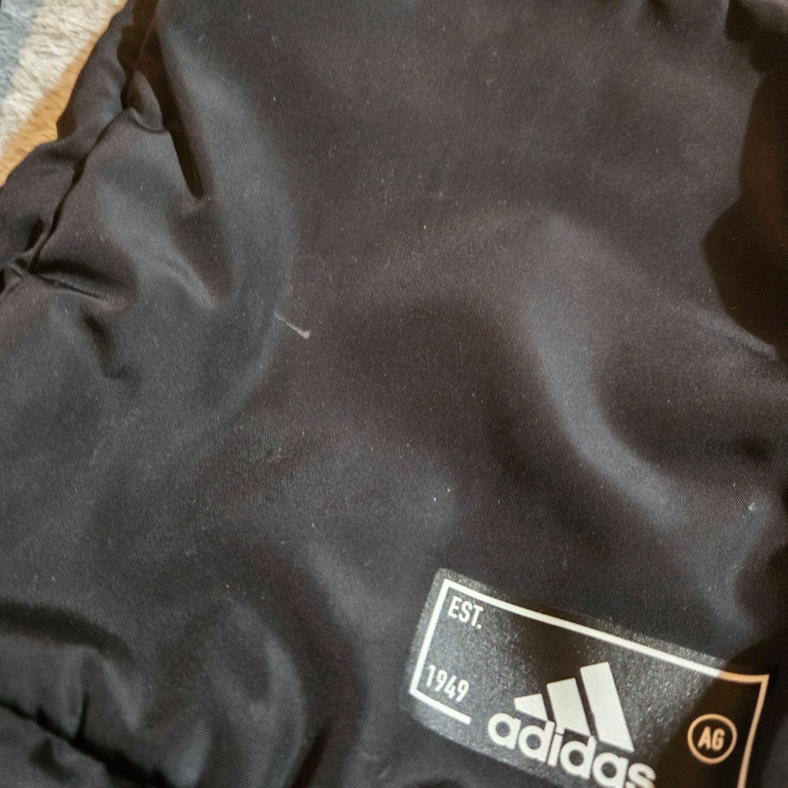Adidas Unisex Essentials 2 Sling Adjustable Strap Crossbody Bag