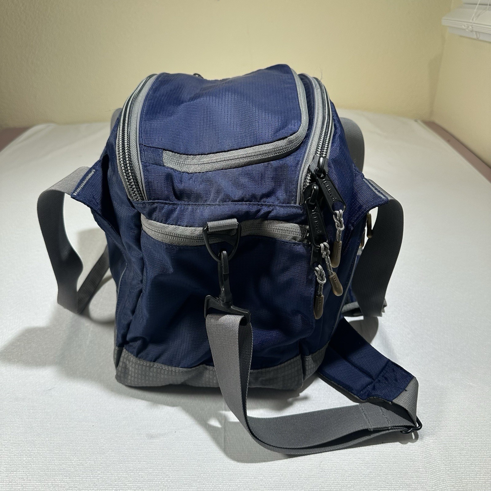 LL Bean Adventure Duffle Small Travel Bag Blue & Grey Cooler w insulated Pocket