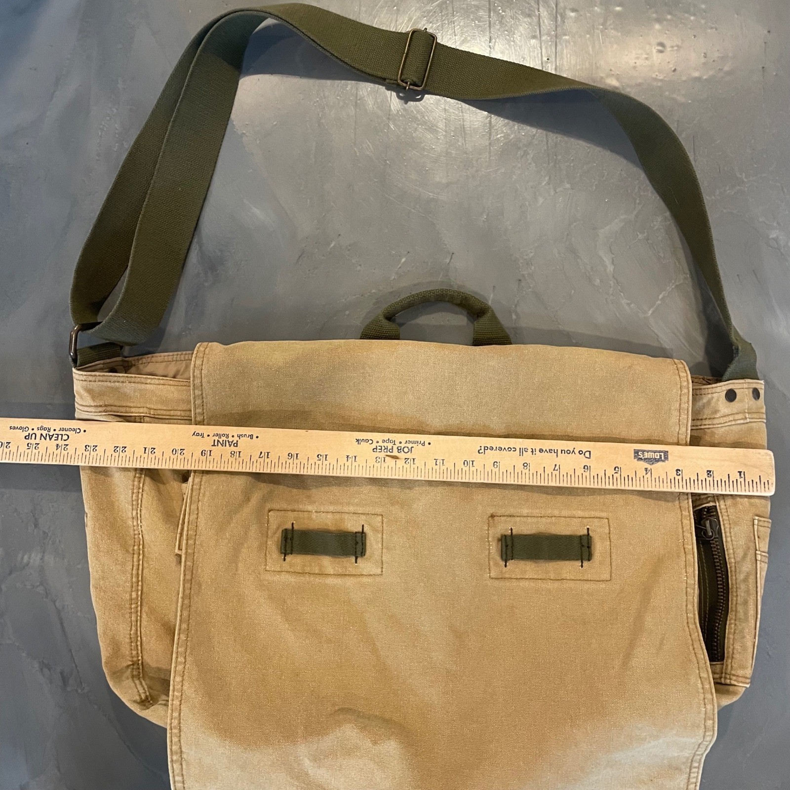 Old Navy Surplus Gear Tan Canvas Messenger Field Bag Military Style Men Pockets