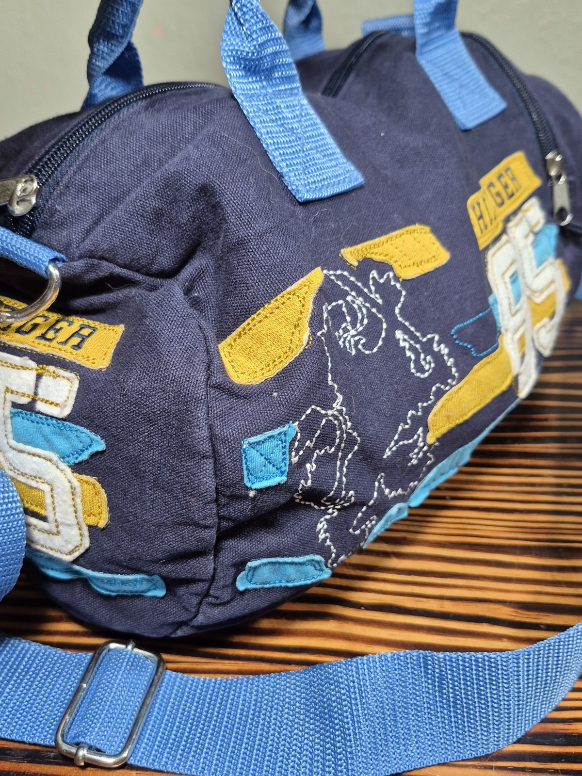 TOMMY HILFIGER Round Barrel Varsity Duffel Bag Navy Yellow 13″X9″ Y2K
