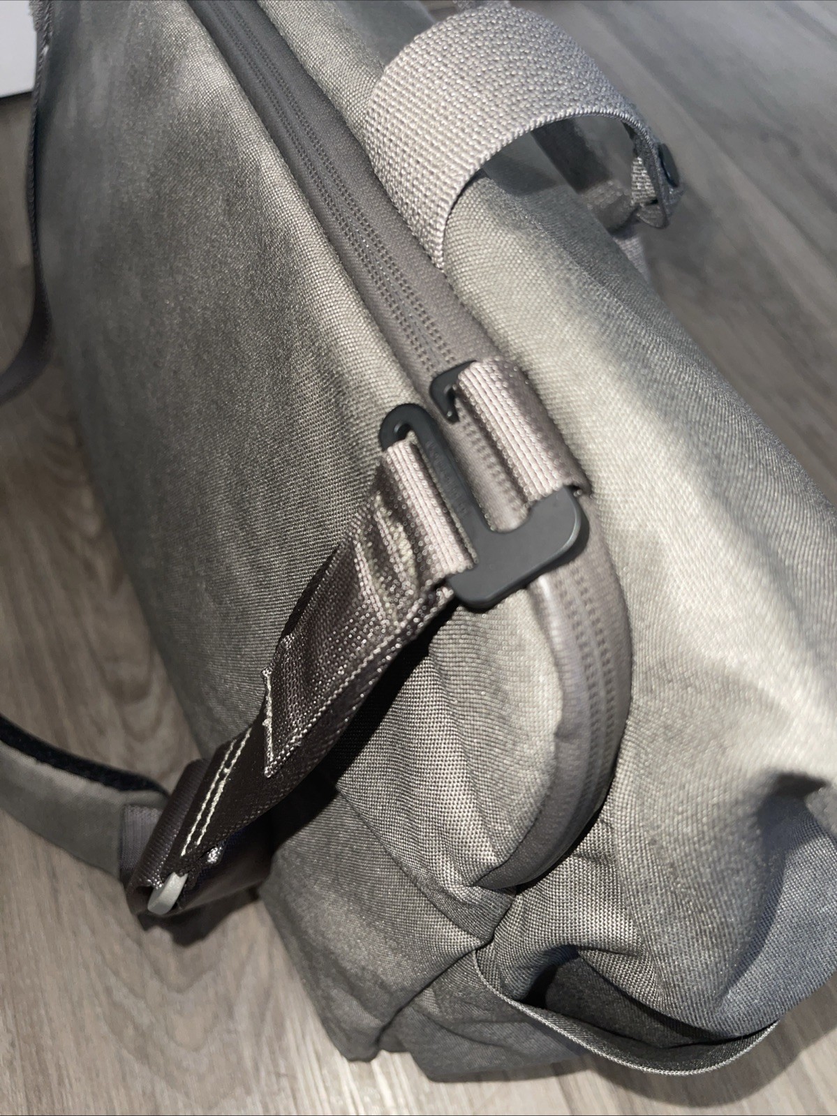Lululemon Early Embark Duffle Bag in Grayish/Tan