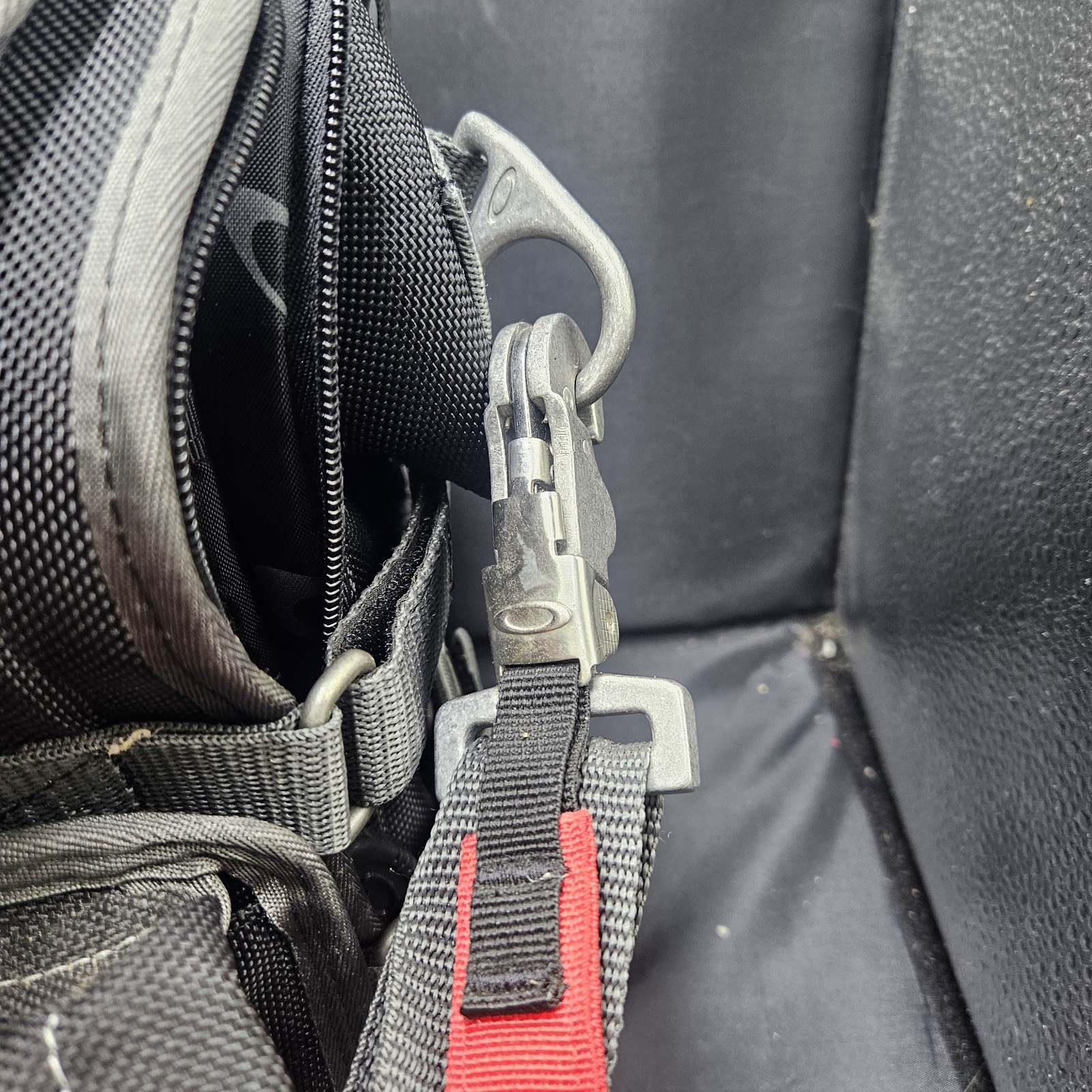Oakley’s S.I. Computer Bag “Dexter Bag” Oakley Tactical Field Gear