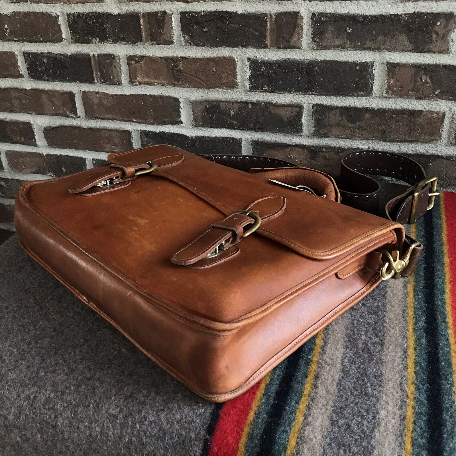 UNIQUE VINTAGE 1980s COGNAC THICK GLOVE LEATHER MACBOOK PRO BRIEFCASE BAG R$1198