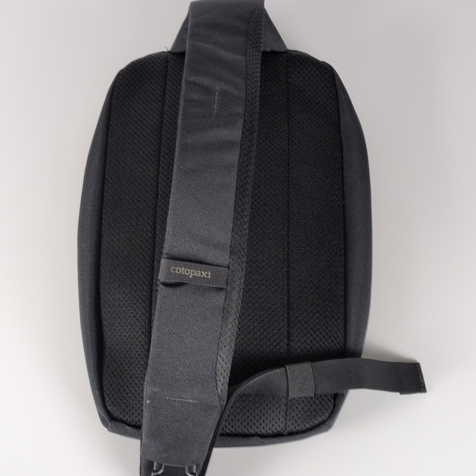 Cotopaxi Todo 8L Sling Black