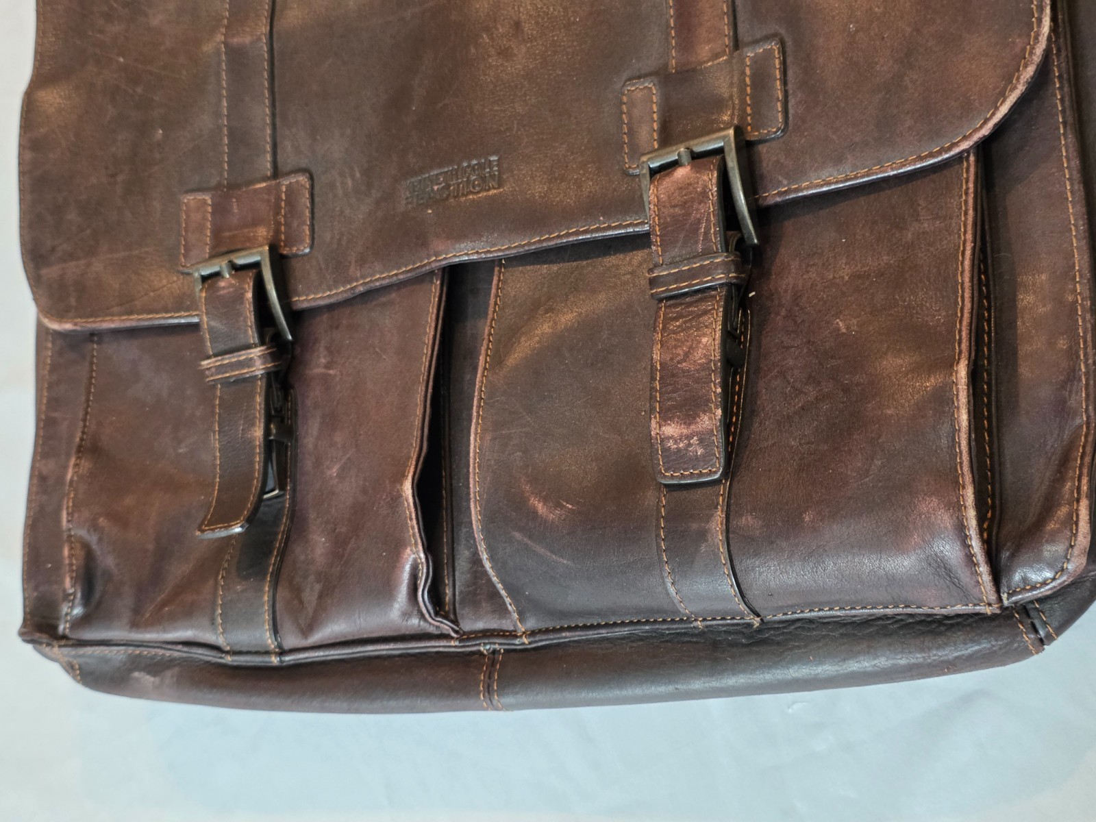 Kenneth Cole Reaction #524451 Laptop Shoulder Messenger Bag Brown Leather?