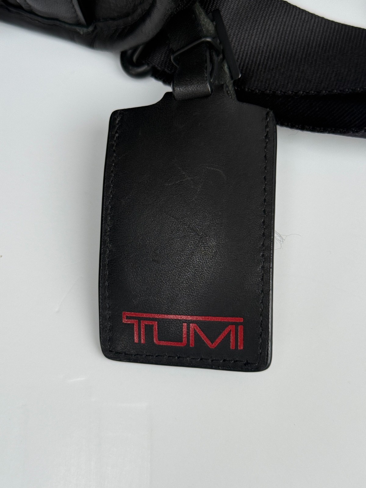 TUMI LEATHER LAPTOP BRIEFCASE – 96160DH – EXPANDABLE BLACK TRAVEL BAG w/DUST BAG