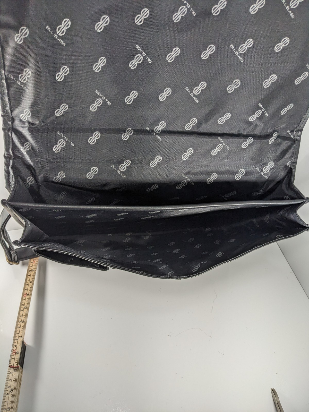 BILL BLASS Black Leather Laptop Messenger Travel Briefcase Shoulder Bag VTG