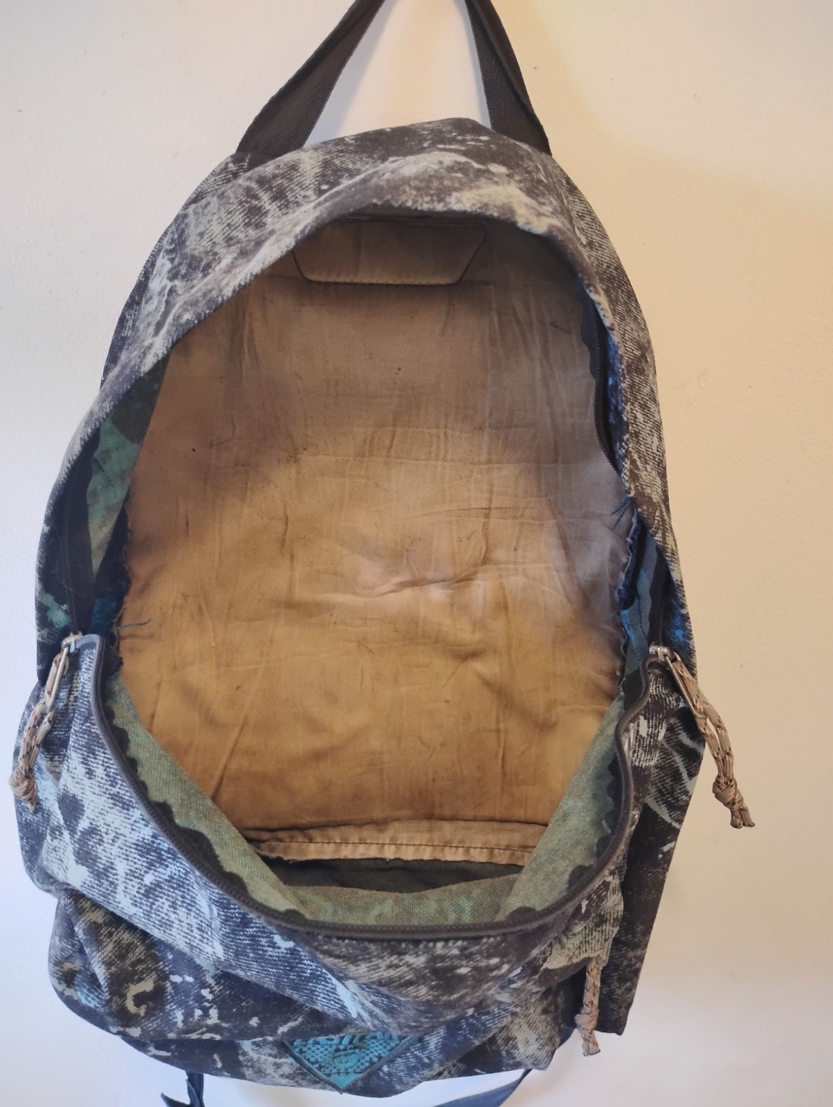 EASTPAK Backpack Made In USA Triangle Logo Acid Wash Neon Blue With Grey