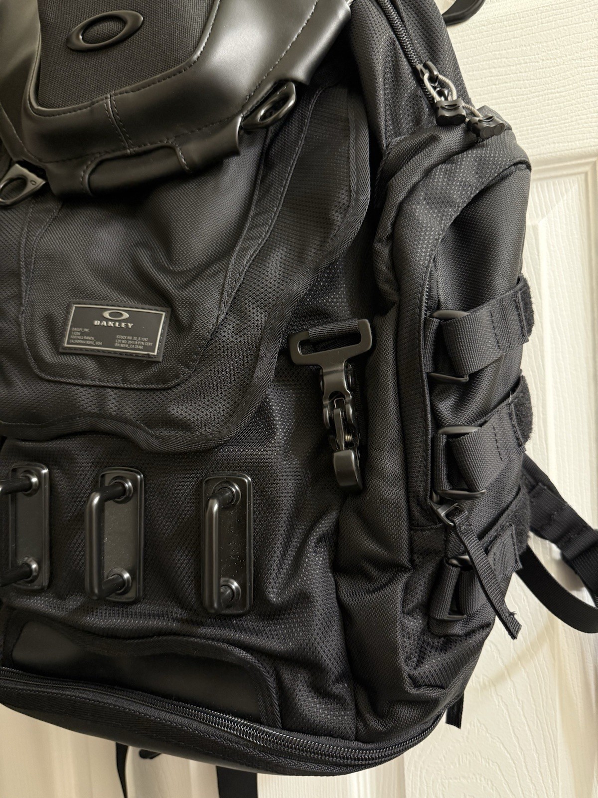 Oakley Kitchen Sink Backpack Stealth Black 34L Laptop Tactical Hiking Black