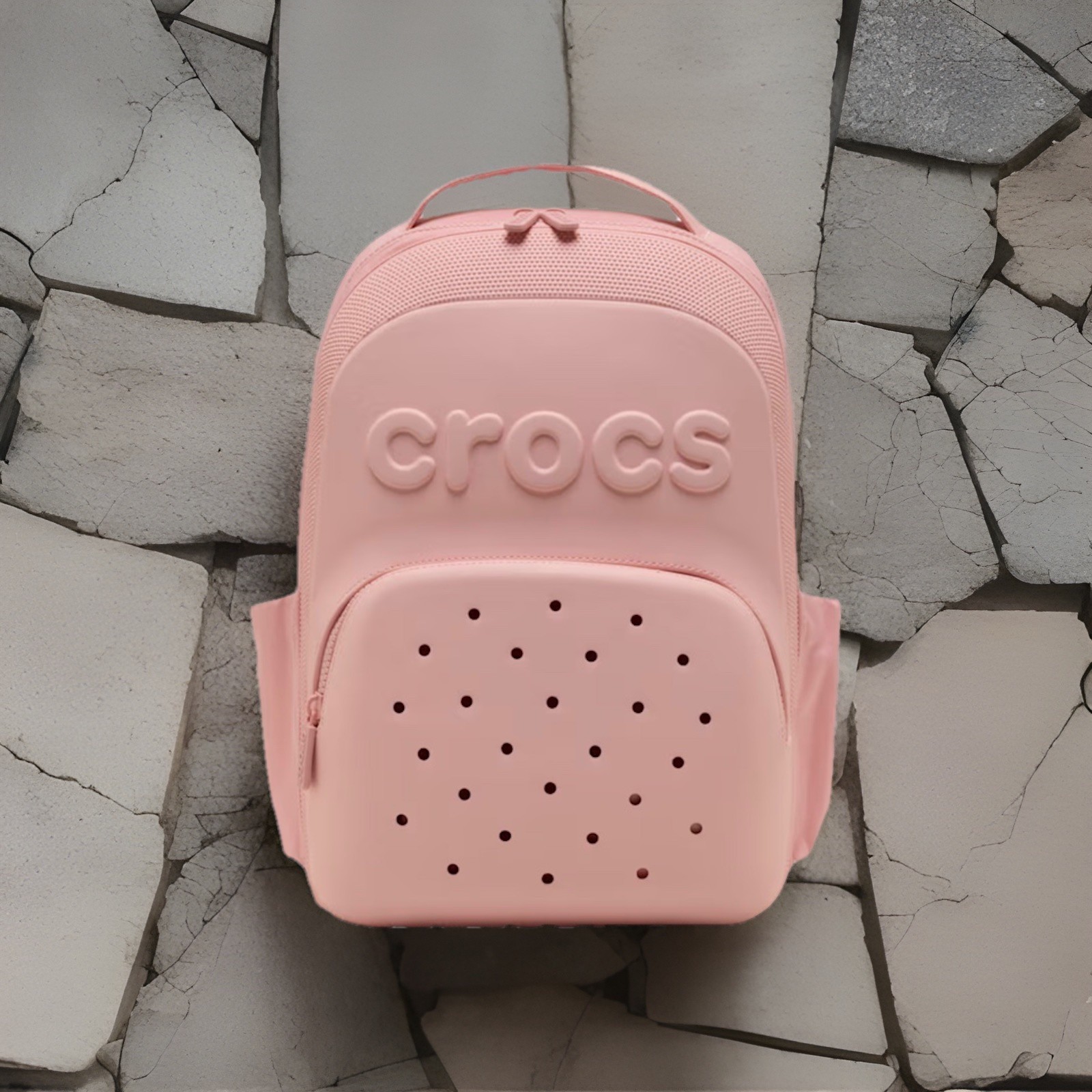 Crocs Classic Backpack Powder Pink .