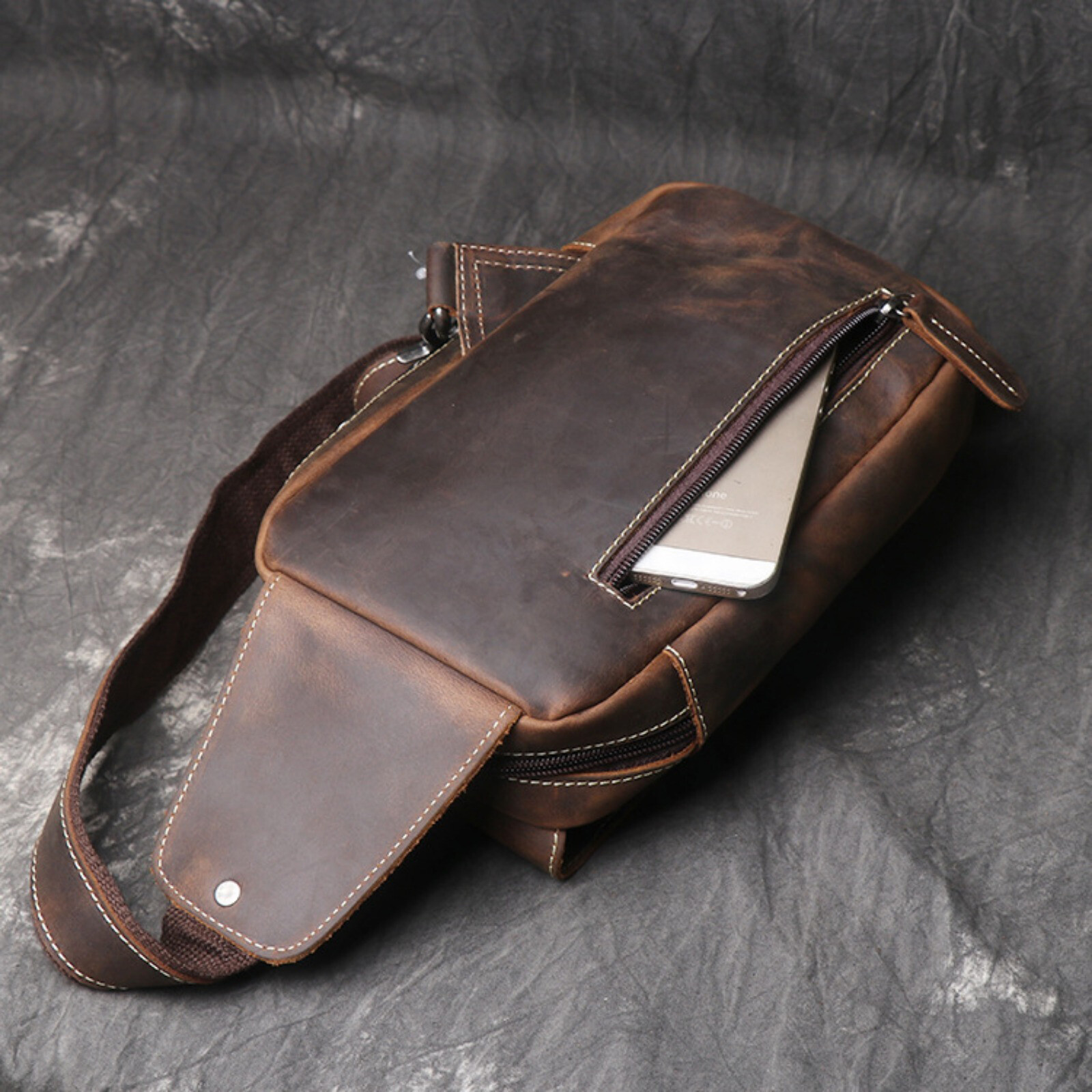 Men’s Leather Crossbody Sling Bag Chest Bag Vintage Shoulder Bag