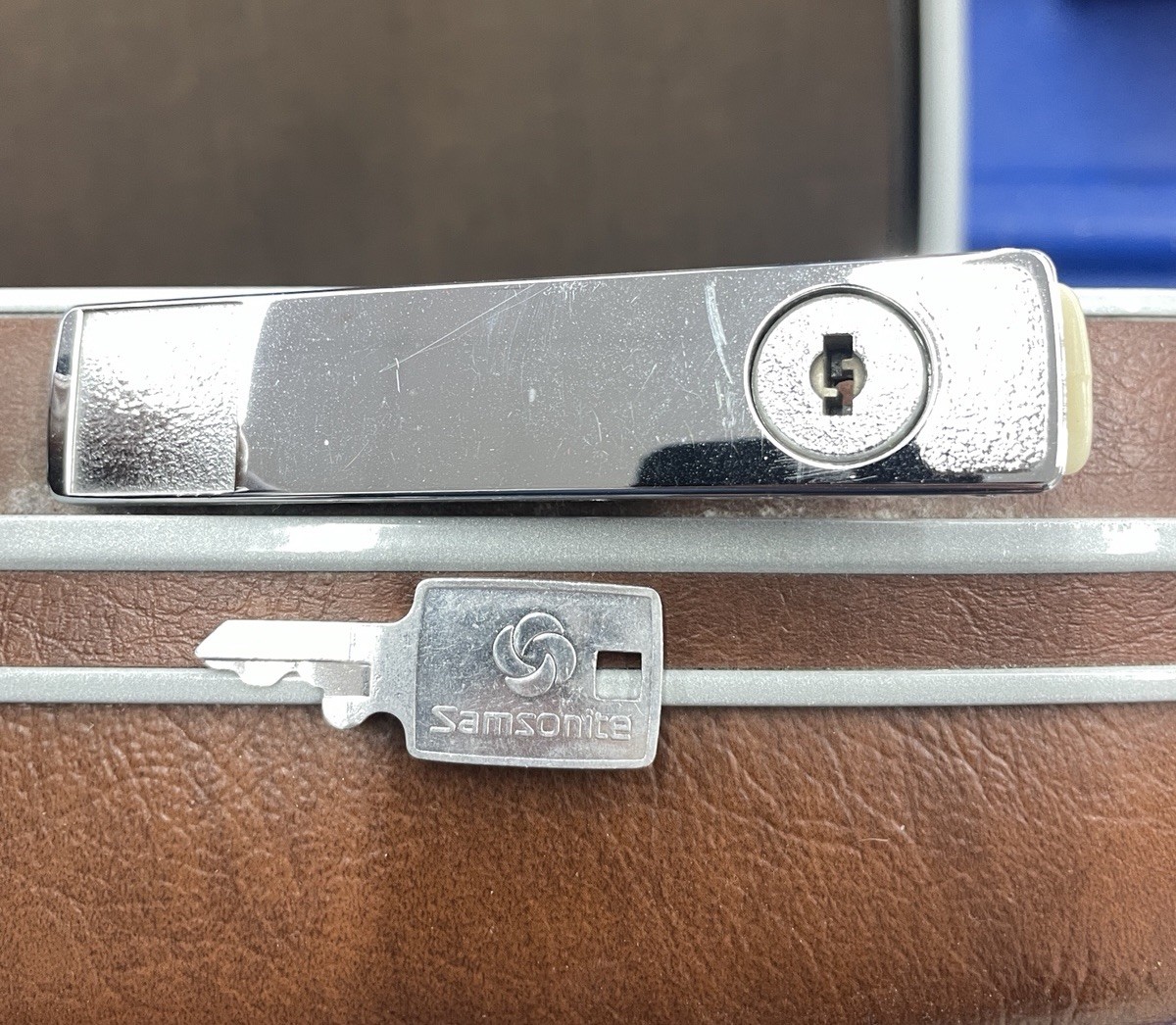 Samsonite Profile KEY