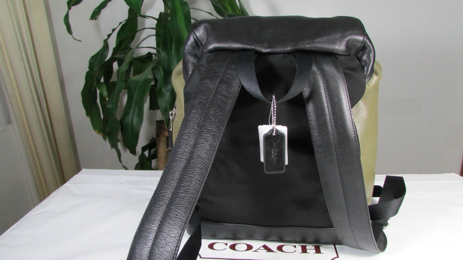 NWT Coach Men’s Rucksack Smooth Leather Backpack F71728 Black / Surplus