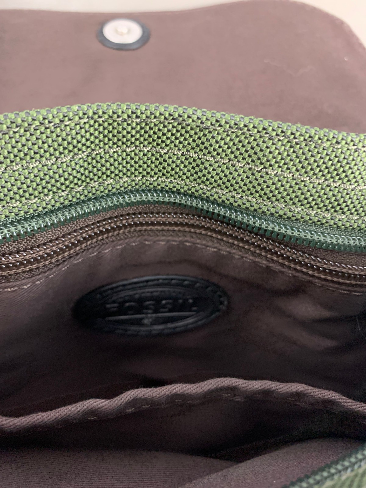 Fossil Men’s Mercer Nylon Slim Messenger Crossbody Bag, Olive Green, One Size